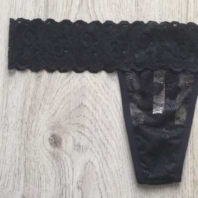 Tanga encaje negra 2
