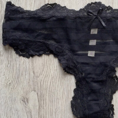 Tanga moño negra 2