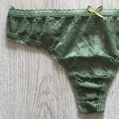 Tanga moño verde 2