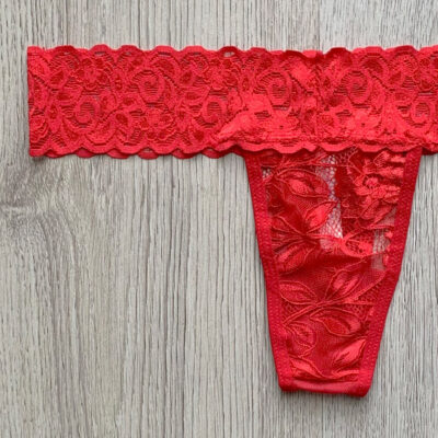 Tanga encaje roja 2