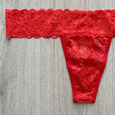 Tanga encaje roja 2