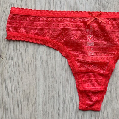 Tanga moño roja 2