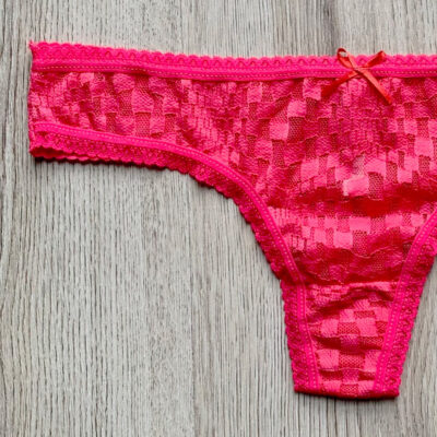 Tanga moño coral 2